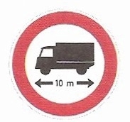 B 17 - Zákaz vjezdu vozidel nebo souprav vozidel, jejichž délka přesahuje vyznačenou mez